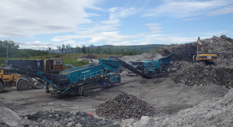 premiertrak-600e-warrior-2400-concrete-recycling.png premiertrak-600e-warrior-2400-concrete-recycling.png
